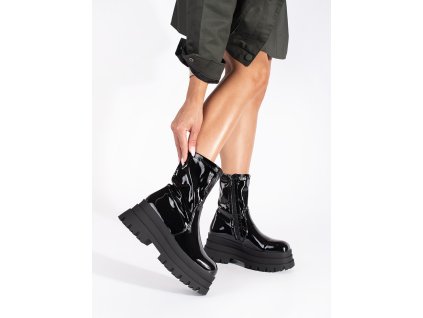 Lakované černé kotníkové boty na vysoké platformě (Velikost 36)