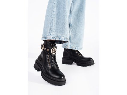 Černé kotníkové dámské boty s ozdobným páskem