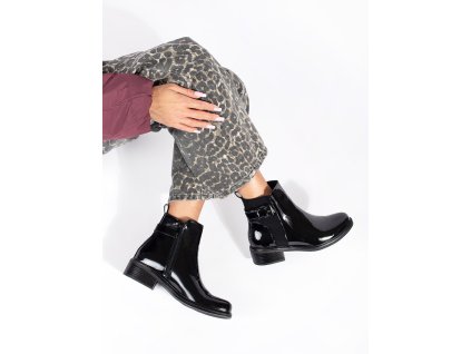 Lakované černé dámské štibletky (Velikost 36)