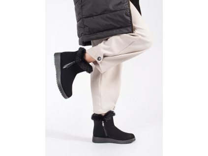 Černé pohodlné zateplené kotníkové boty dámské s kožešinou