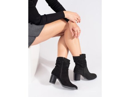 Černé semišové kotníkové dámské boty na sloupku (Velikost 36)