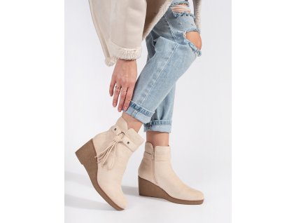 Semišové světle béžové dámské nízké kozačky na klínku s třásněmi (Velikost 36)