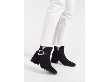 Dámské černé semišové kotníkové boty se stříbrnou přezkou (Velikost 36)