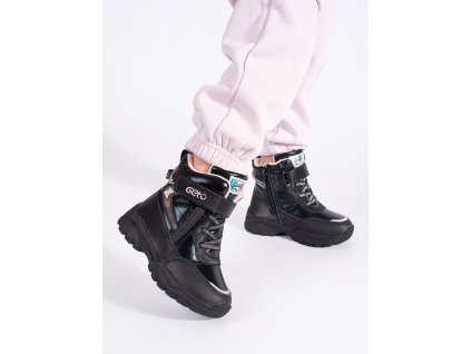 Černé dívčí boty se silnou podrážkou (Velikost 27)