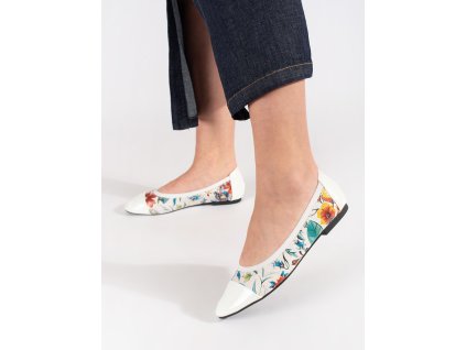 Baleríny s květinovým vzorem a lakovanou bílou špičkou (Velikost 36)