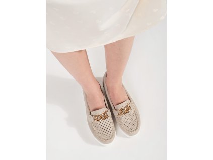 Kožené béžové mokasíny s řetízkem na platformě (Velikost 36)