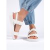 Bílé sandály nazouvací na platformě (Velikost 36)