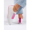 Bílé dámské tenisky s růžovými tkaničkami (Velikost 36)