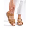 Lehké dámské sandály na platformě camel