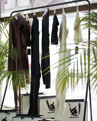 Your new favorite workout set is waiting for you! Huge selection of premium activewear to make you feel confident and...