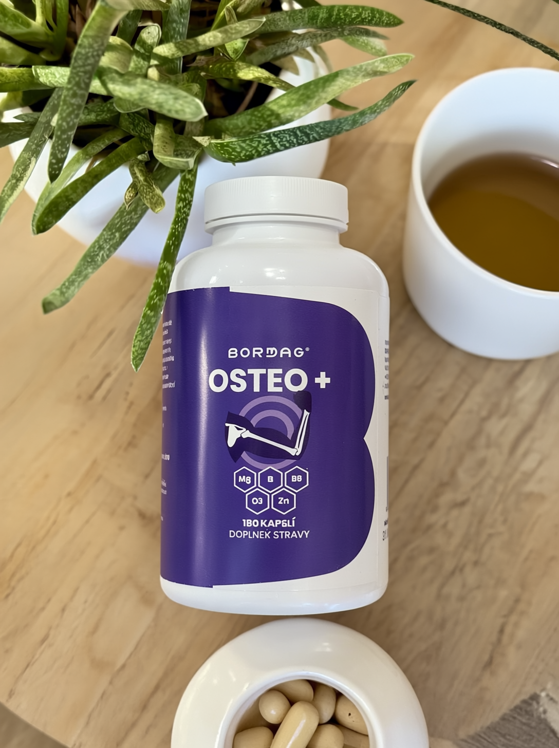 Ilustrační lahvička a kapsle