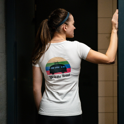 BOSA Life woman white web