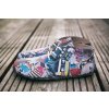 Lenka barefoot Elegance Crushed comics - colour