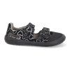 1160 0147 30 barefoot detske sandaly jonap fella cerne srdce 2