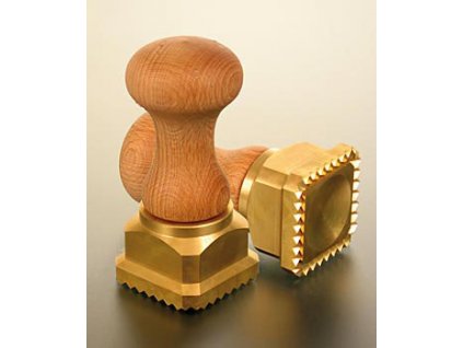 Ausstecher Ravioli, quadratisch mit gezacktem Rand, 45x45mm, St