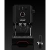 Gaggia Classic Up čelní pohled s černým pozadím
