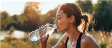Prečo je hydratácia dôležitá a ako ju podporiť bylinkami | Botanic.sk