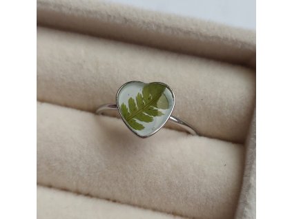 Stříbrný prstýnek s kapradím 2