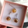 Set náušnic a náhrdelníku s třezalkou tečkovanou
