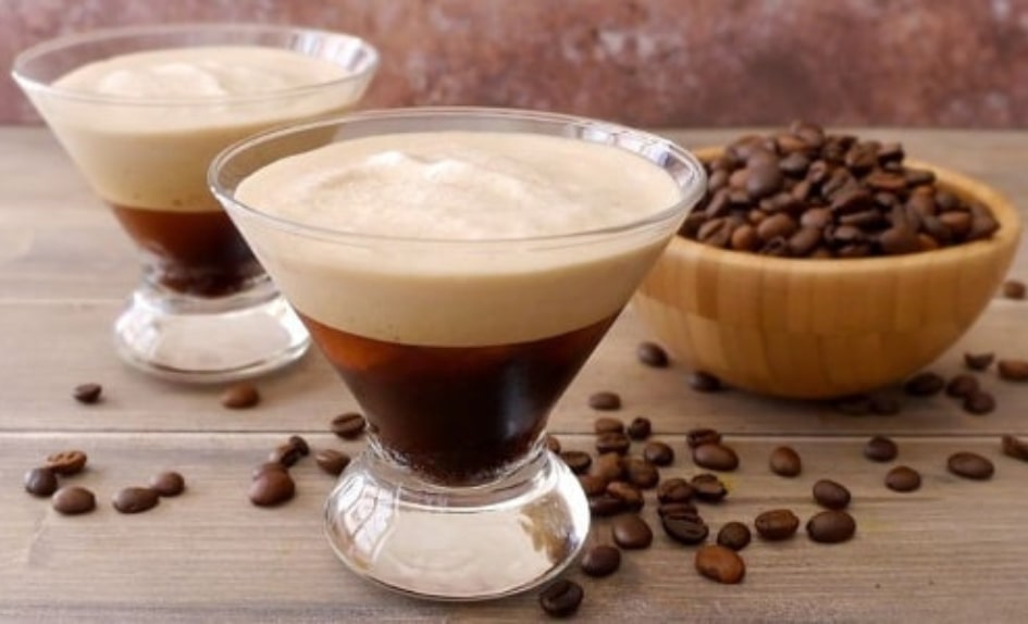 Ledové espresso shakerato