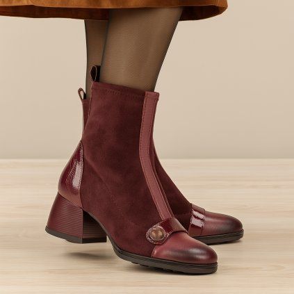 hispanitas kotníčkové