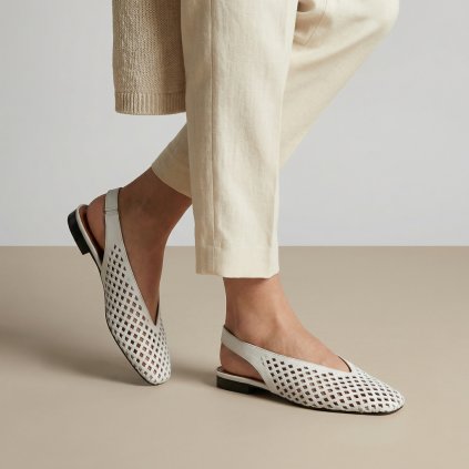 Dámské bílé kožené perforované baleríny Letizia 6