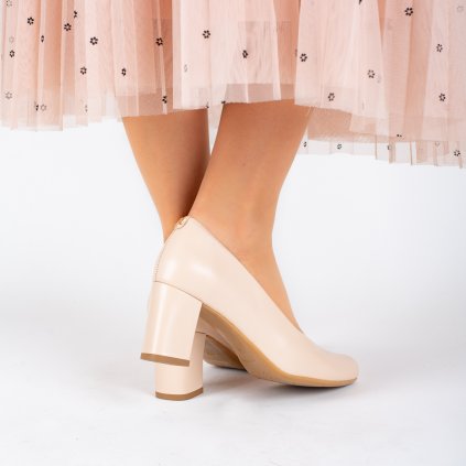 Dámské béžové lodičky z hladké kůže 2