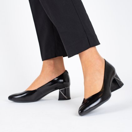 Dámské černé lodičky z lakované kůže Letizia 2