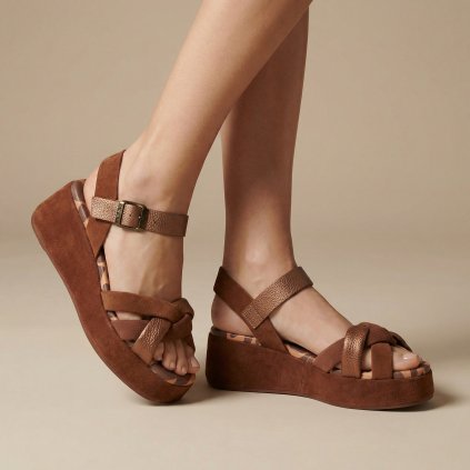 Dámské hnědé sandály na klínku Anekke