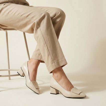 Dámské krémové lodičky v minimalistickém designu Marco Tozzi
