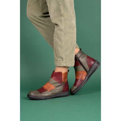 Dámské barevné kožené kotníčkové boty 1