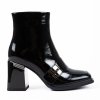 Dámské černé elegantní kotníčkové boty Epica z lakované kůže