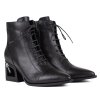Dámské černé kotníčkové kožené boty Letizia 3