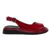 Dámské červené sandály z lakované kůže