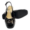 Dámské kožené lodičky se zvířecím motivem a s otevřenou patou a ozdobnou sponou Letizia 5