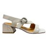 Dámské bílé lakované sandály EPICA v asymetrickém střihu