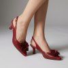 Dámské červené elegantní lodičky Letizia s květinou