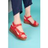 Dámské kožené červené sandály na klínku 3