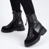 Dámské černé kotníčkové boty se stahováním na strečovou šňůrku 2