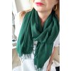 Elegantní šála s třásněmi