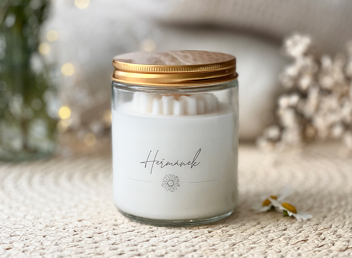 Uklidňující síla heřmánku v aromaterapii