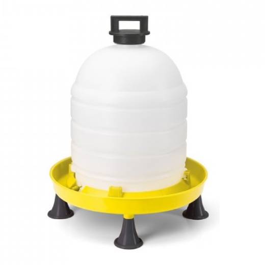 5 důvodů, proč si koupit napáječky pro slepice