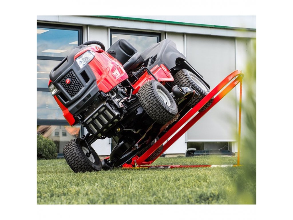 hydraulicke-zvedaky-na-zahradni-traktor