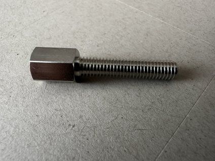 Seřizovací šroub M5 - nikl