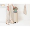 NewIcon Pedal Bin, 30L Soft Beige 8710755149962 Brabantia 96dpi 2000x2000px 9 NR 31495