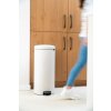 NewIcon Pedal Bin, 30L Soft Beige 8710755149962 Brabantia 96dpi 2000x2000px 9 NR 40597