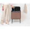 Bo Touch Bin, 11 + 23L Satin Taupe 8710755234064 Brabantia 96dpi 2000x2000px 9 NR 35907