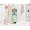NewIcon Pedal Bin, 20L Jade Green 8710755233920 Brabantia 96dpi 2000x2000px 9 NR 35675