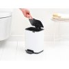 Bo Pedal Bin, 4L White 8710755236723 Brabantia 96dpi 2000x2000px 9 NR 49379