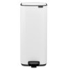 Bo Pedal Bin, 30L White 8710755236921 Brabantia 96dpi 2000x2000px 9 NR 49437